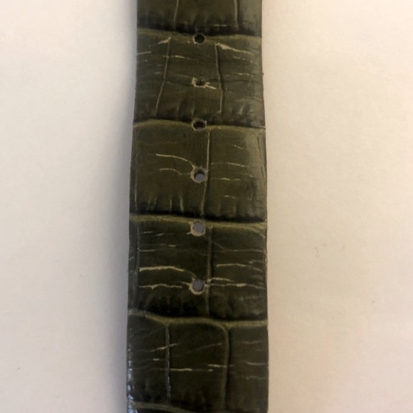 Kenneth Cole Watch- Green Leather Band - Picture 6 of 9